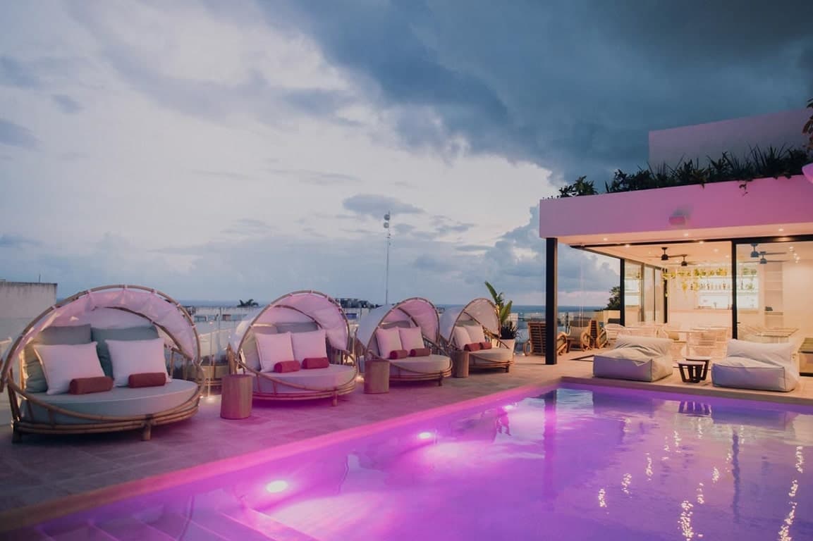 31 Room Boutique Hotel - Image 2