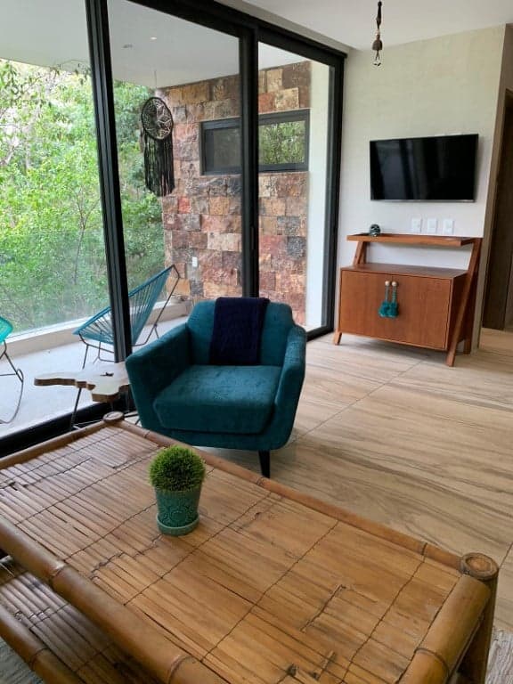 Multi-Unit: 3 Condos + Commercial Space - Image 1