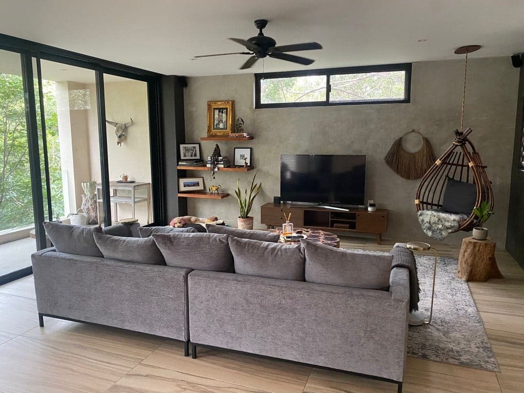 Multi-Unit: 3 Condos + Commercial Space - Image 19