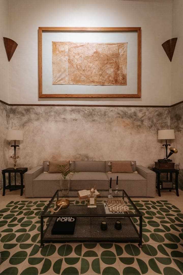 Axiotic 3 Bedroom Villa - Image 11