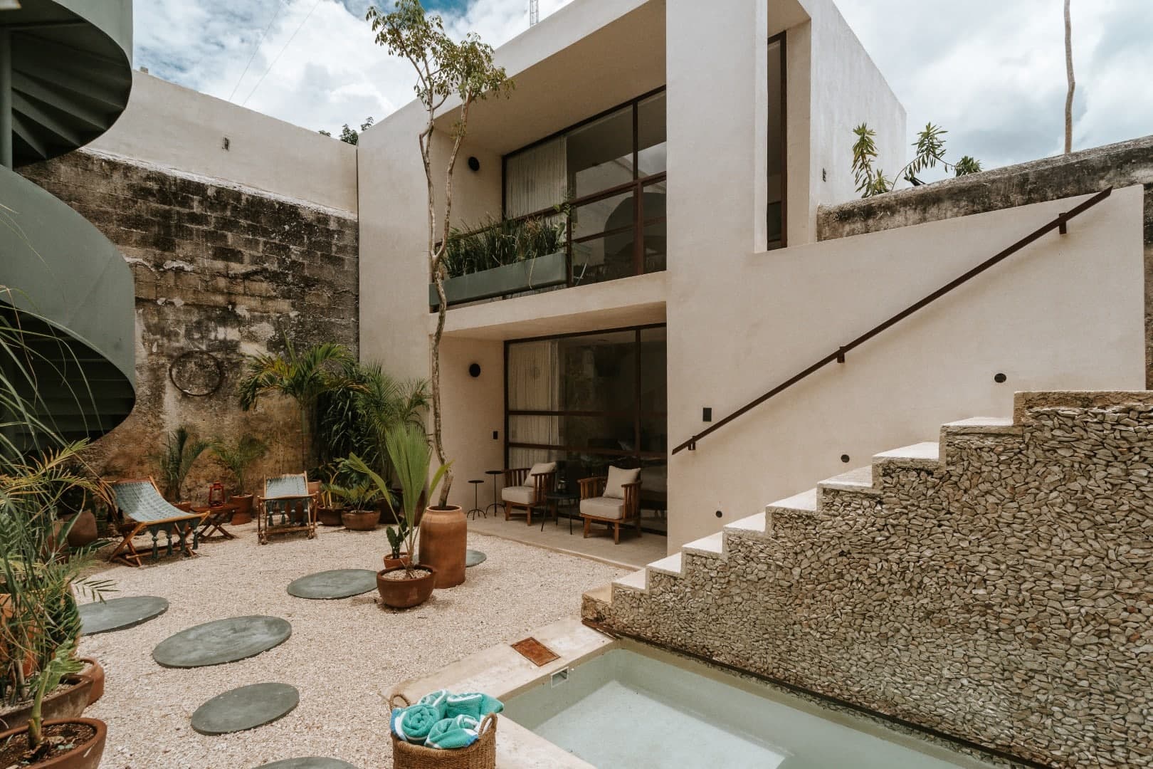 Axiotic 3 Bedroom Villa - Image 29