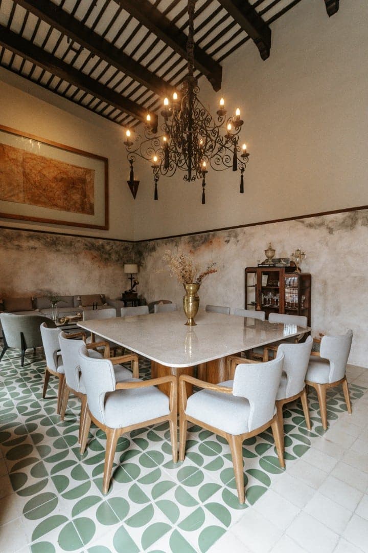 Axiotic 3 Bedroom Villa - Image 4