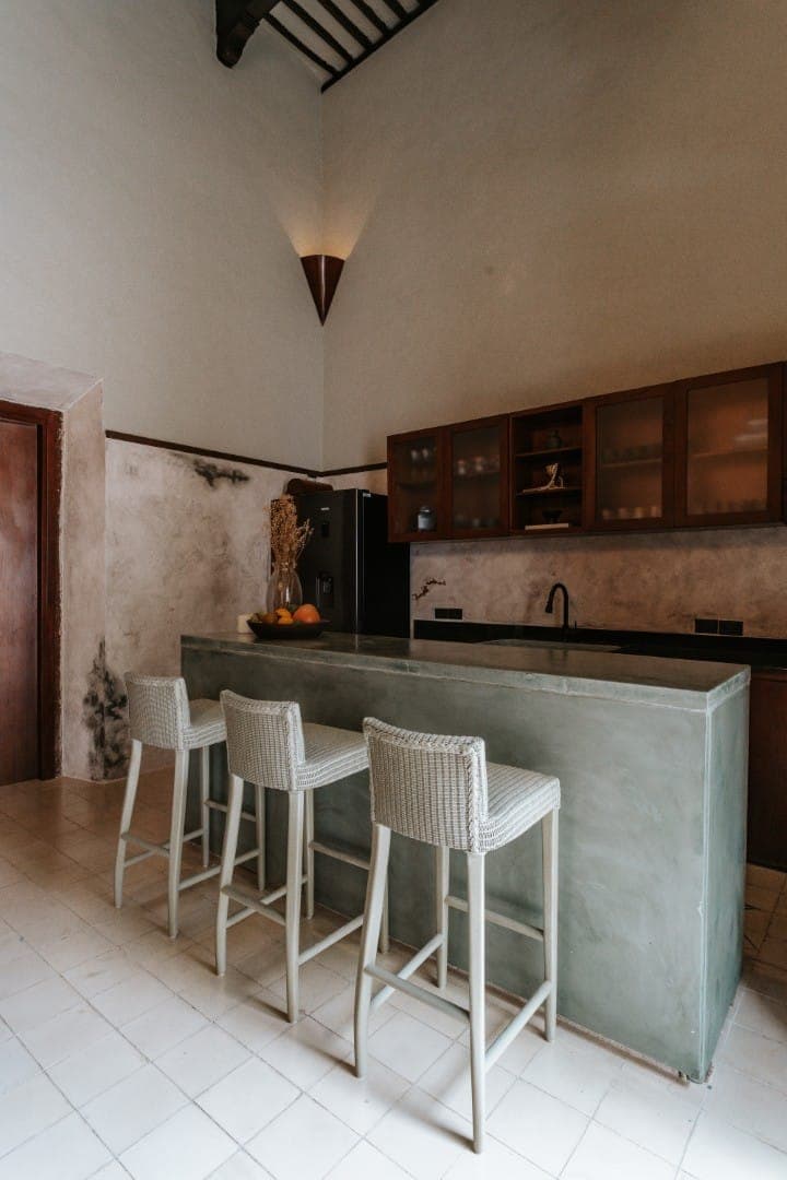 Axiotic 3 Bedroom Villa - Image 8