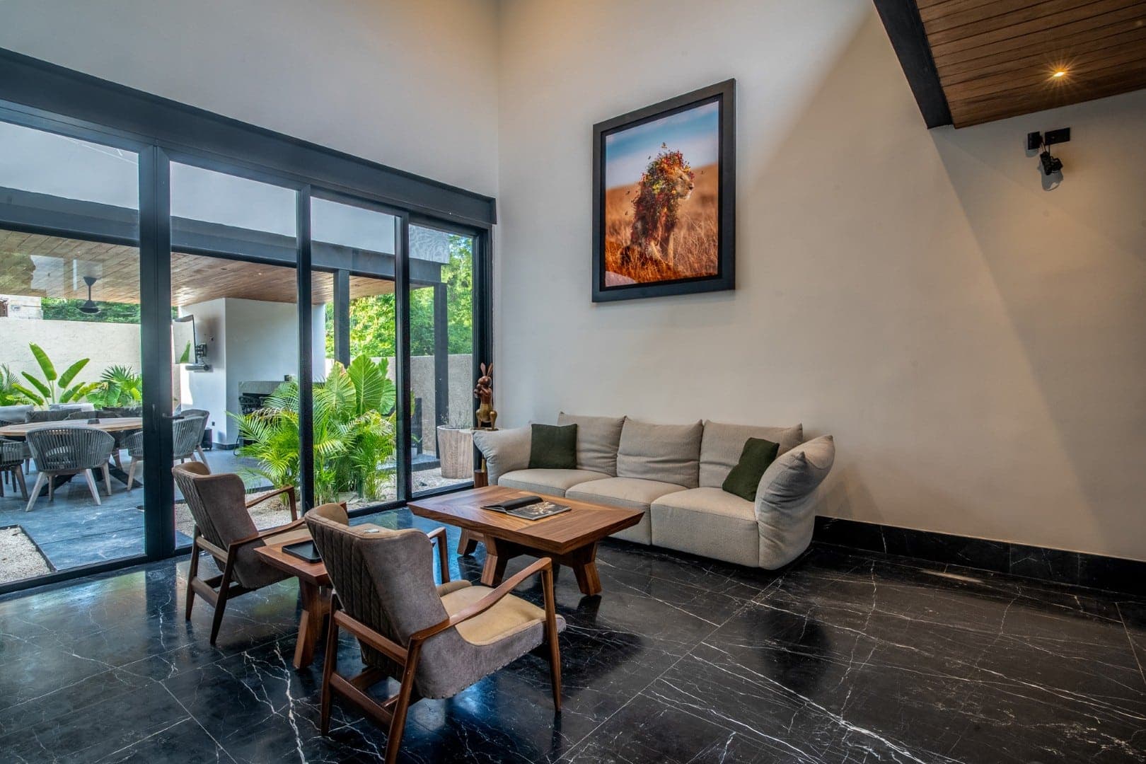 Compostela Orion 61 - Image 17