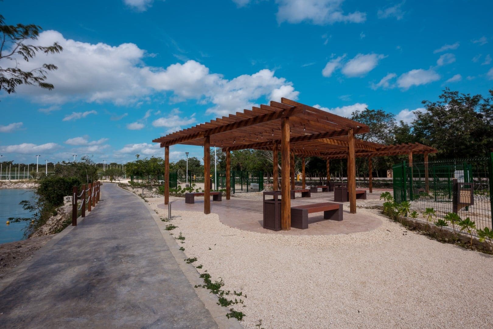 Lagos Del Sol 114 - Image 24