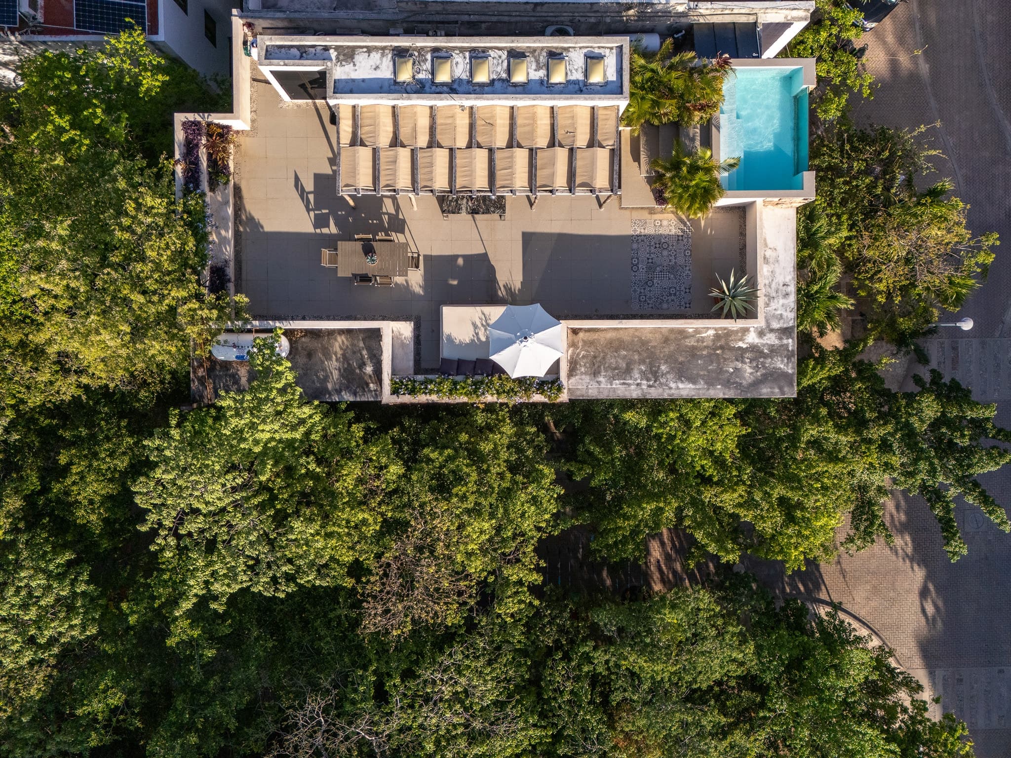 Multi-Unit: 3 Condos + Commercial Space - Image 25