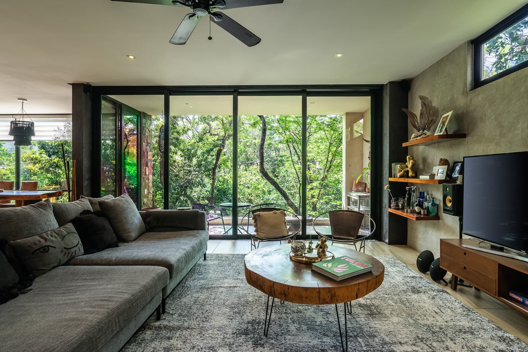 Multi-Unit: 3 Condos + Commercial Space - Image 34