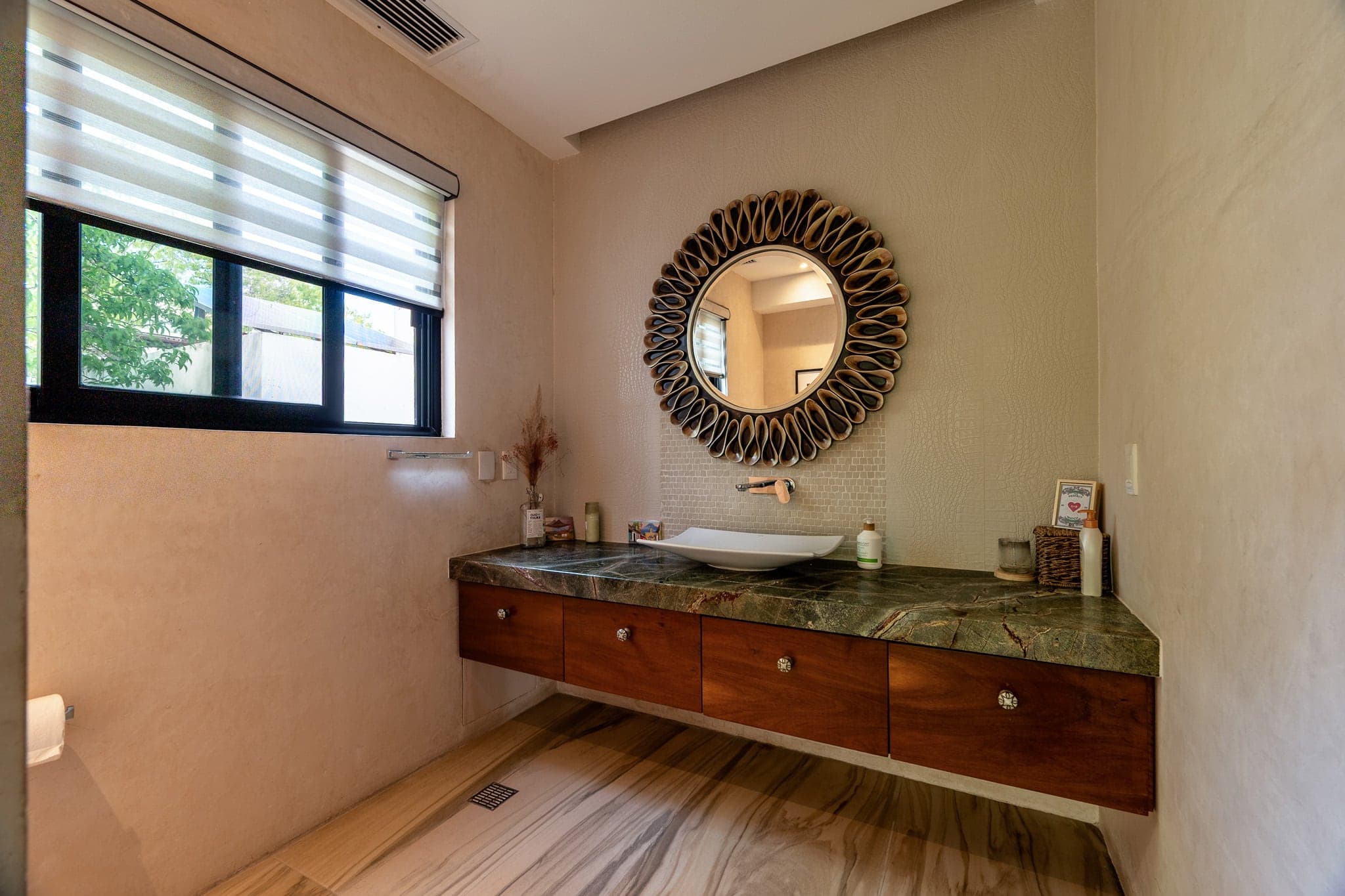 Multi-Unit: 3 Condos + Commercial Space - Image 45