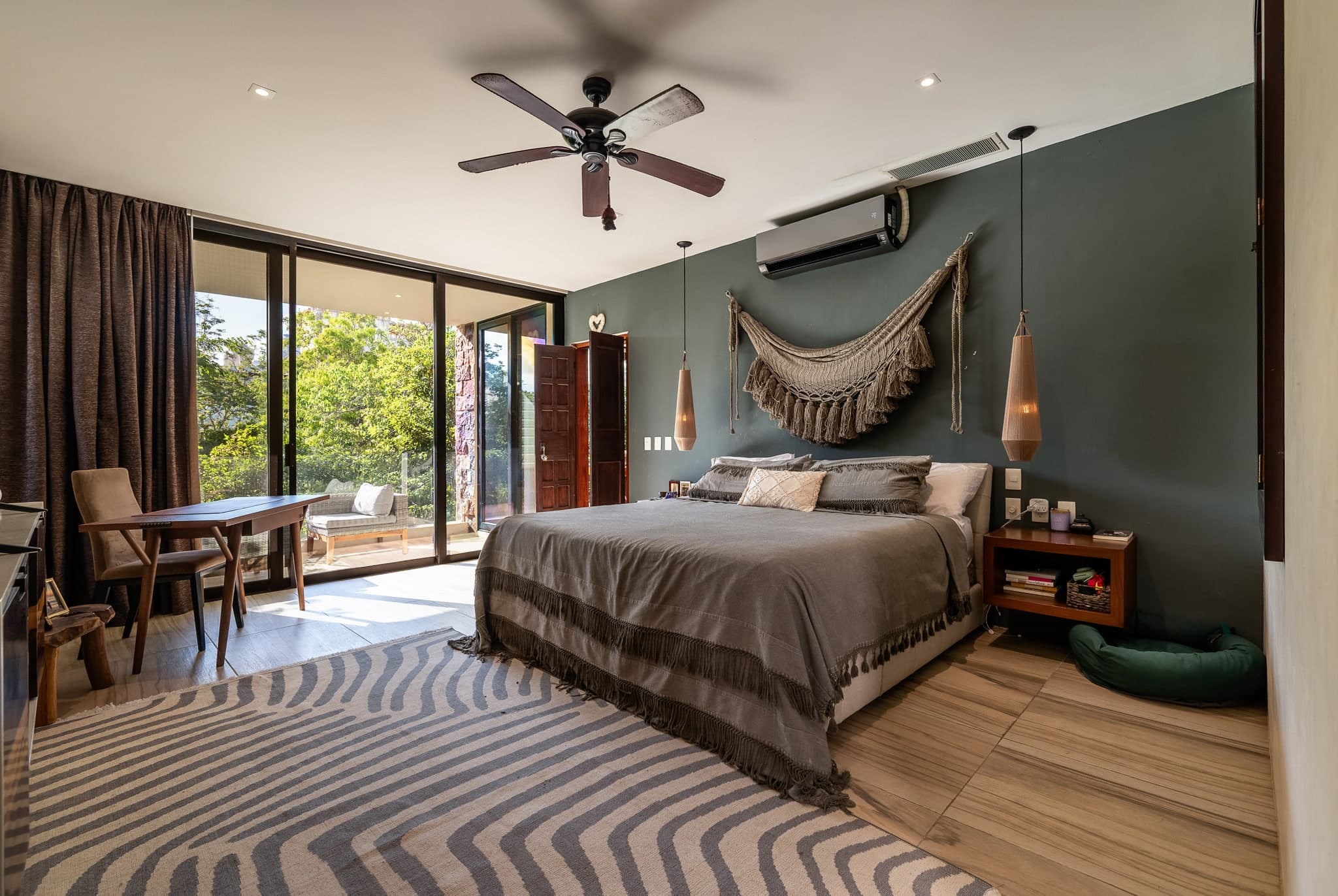 Multi-Unit: 3 Condos + Commercial Space - Image 48