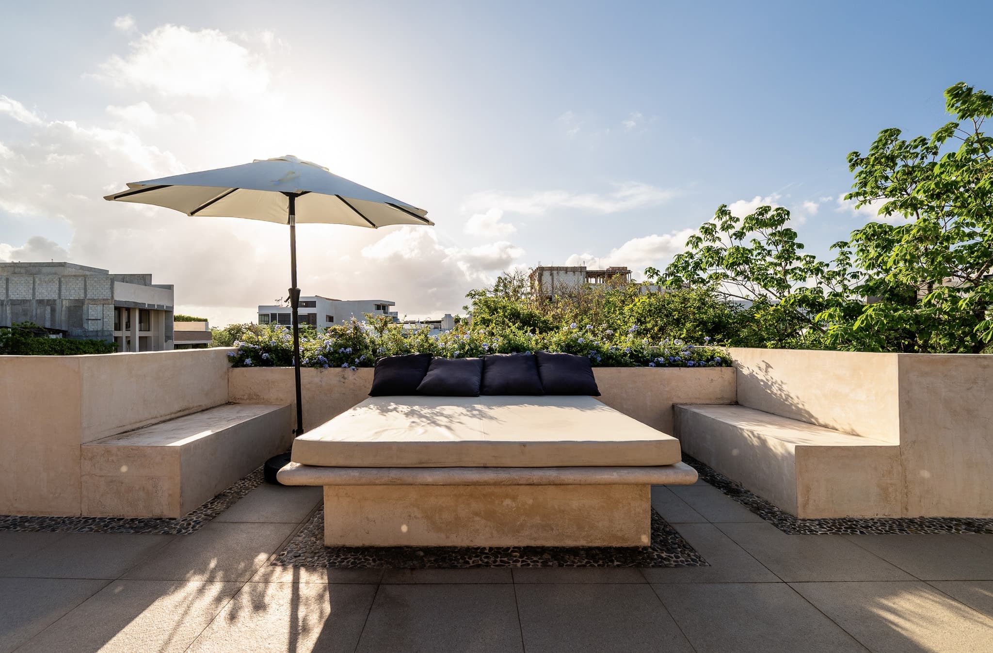 Multi-Unit: 3 Condos + Commercial Space - Image 52