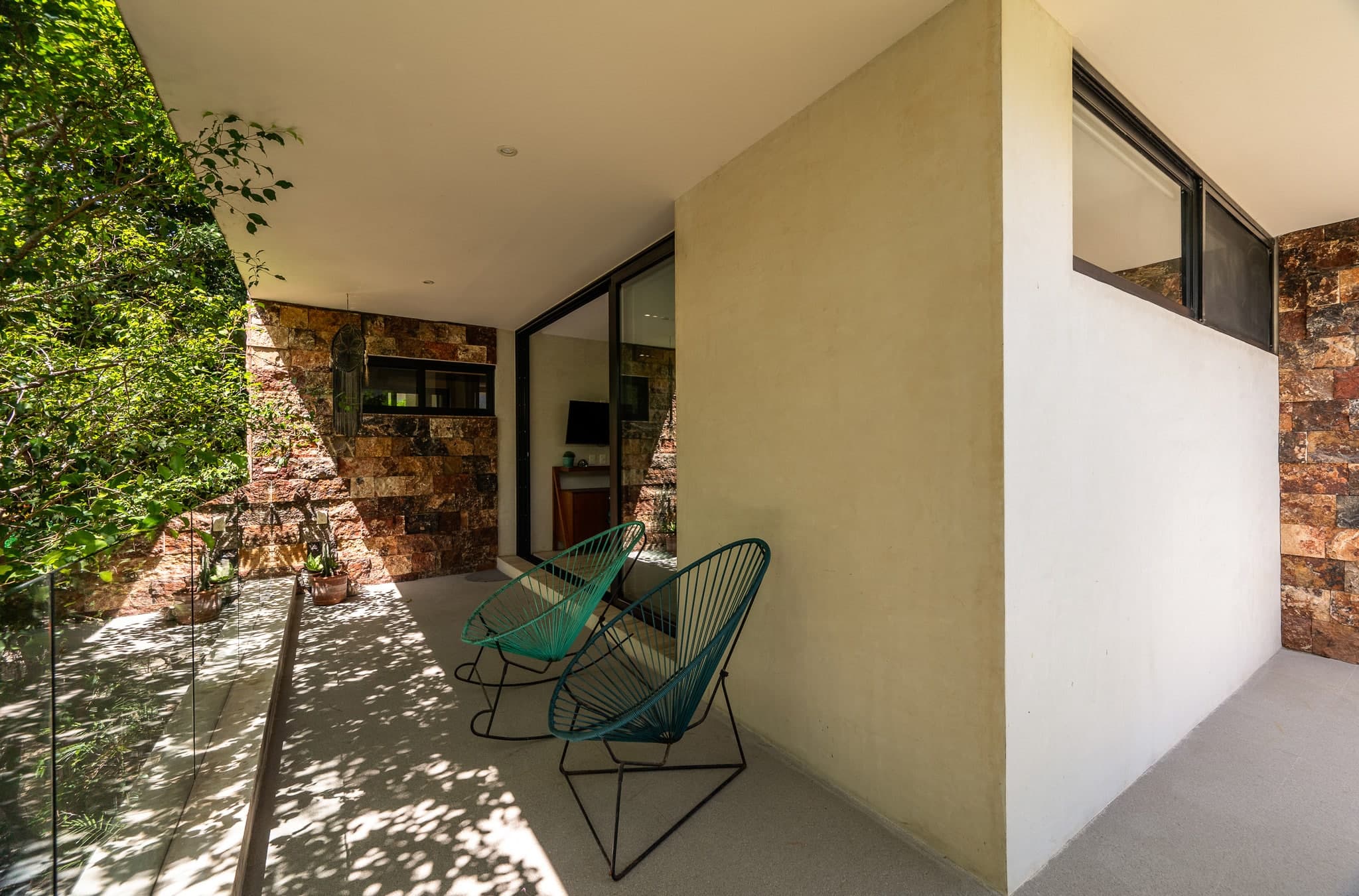 Multi-Unit: 3 Condos + Commercial Space - Image 64