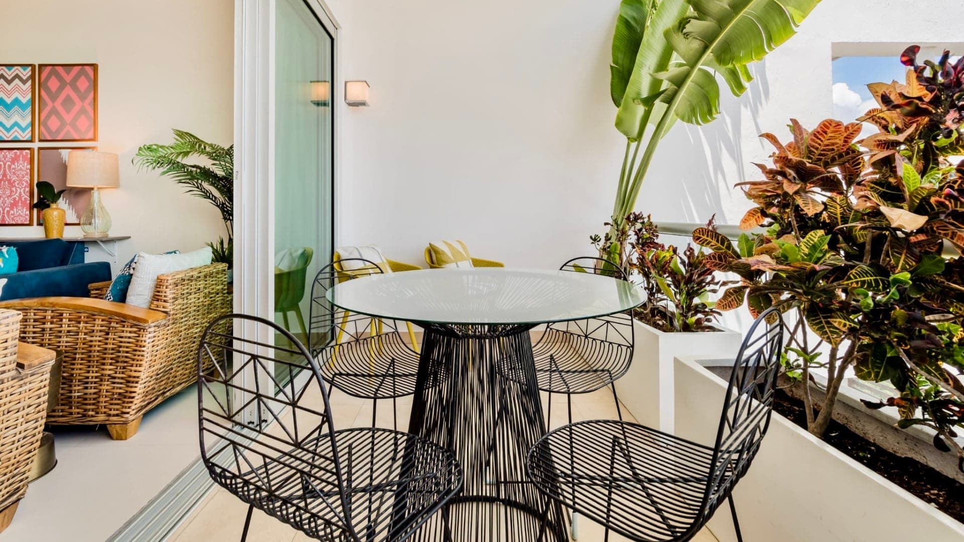 Oasis 3 Bedroom Penthouse - Image 21