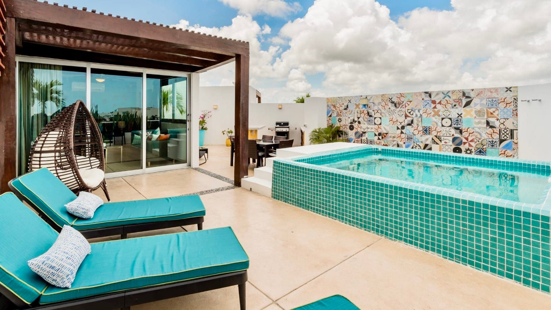 Oasis 3 Bedroom Penthouse - Image 30