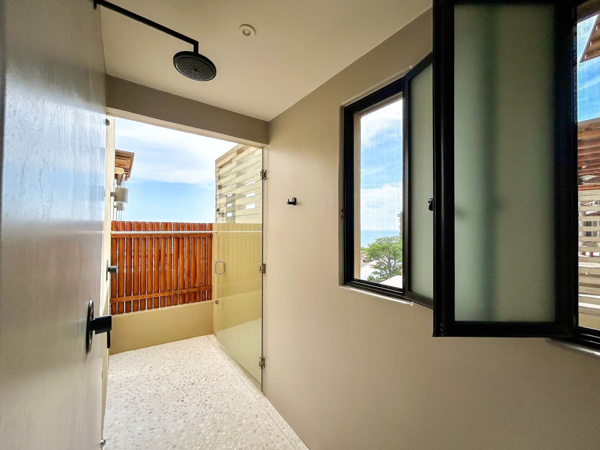 Amanecer J2 - Image 31