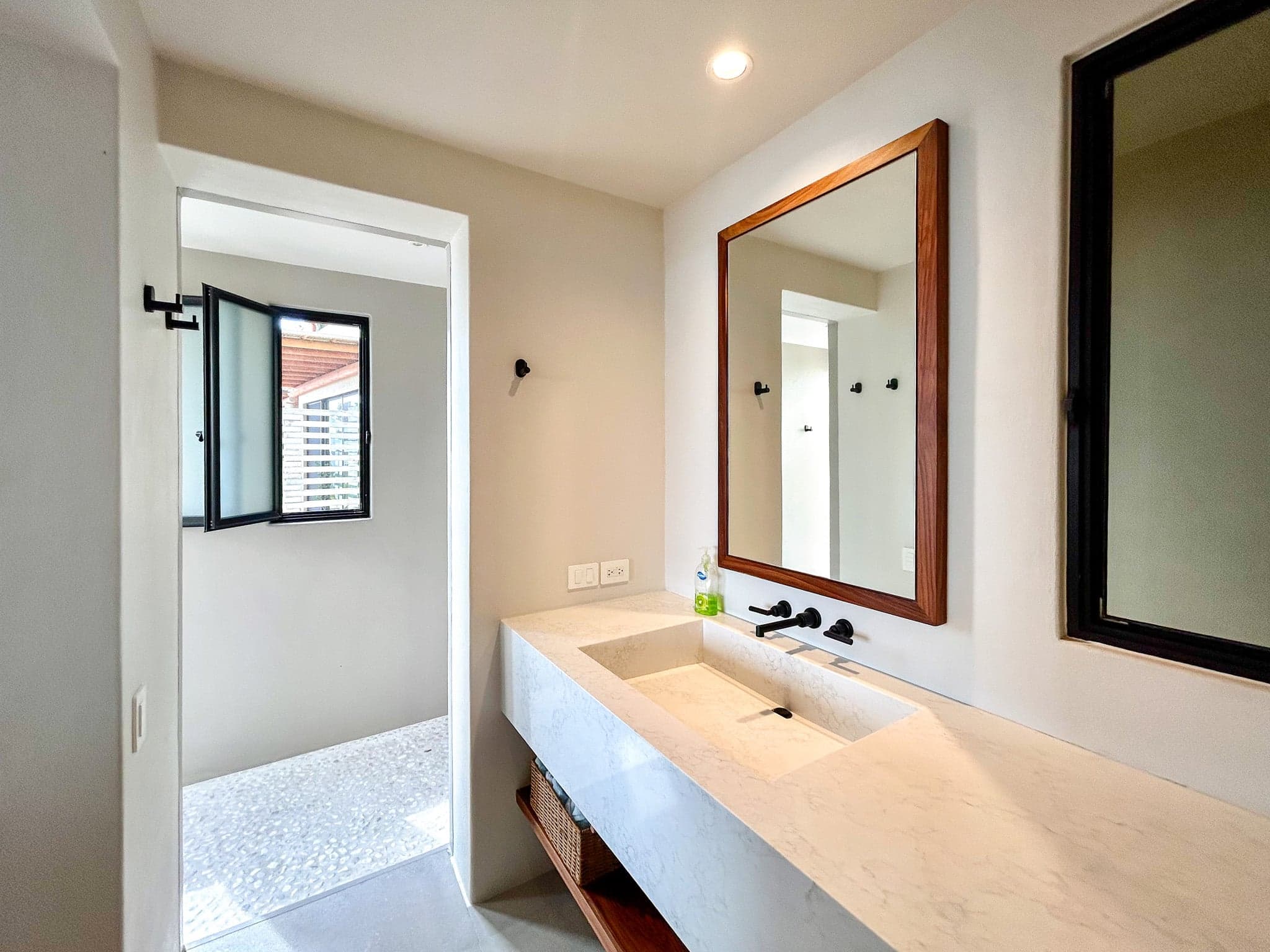 Amanecer J2 - Image 32