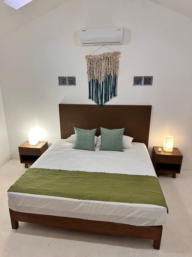 Jungle Homes on 2.5 Acres - Image 19