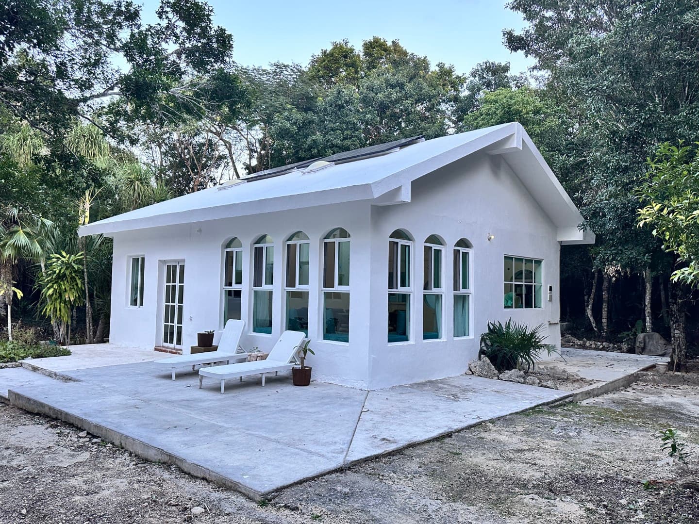 Jungle Homes on 2.5 Acres - Image 30