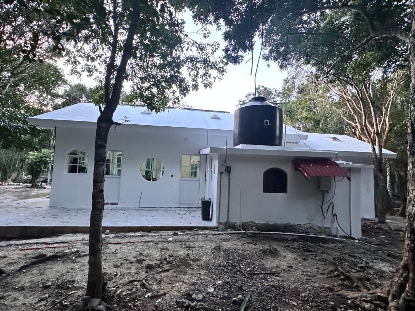 Jungle Homes on 2.5 Acres - Image 32