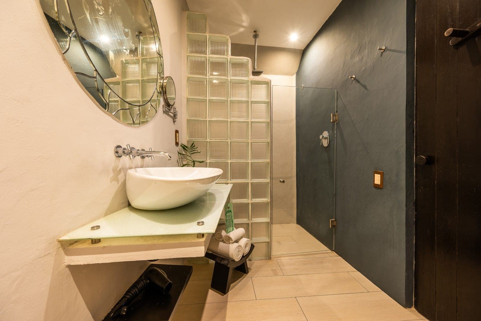 Kinbe Hotel - Image 27