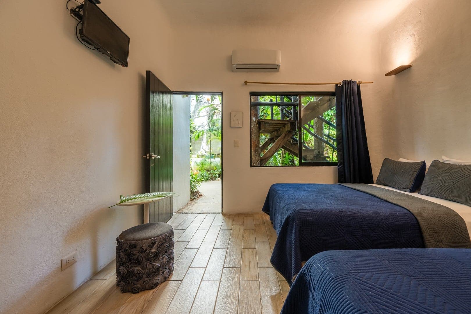 Kinbe Hotel - Image 6