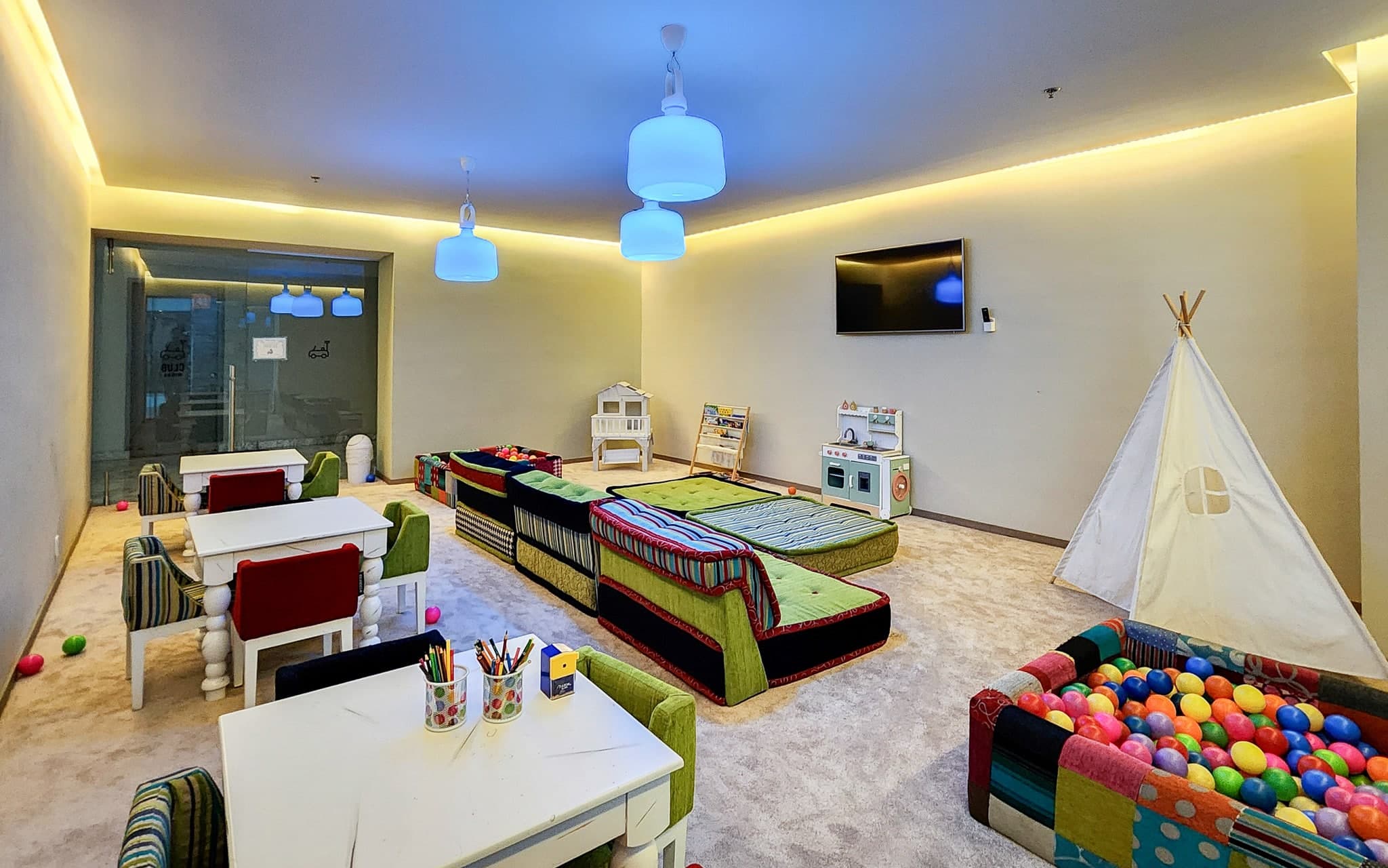 Paradox 24 A - Image 22