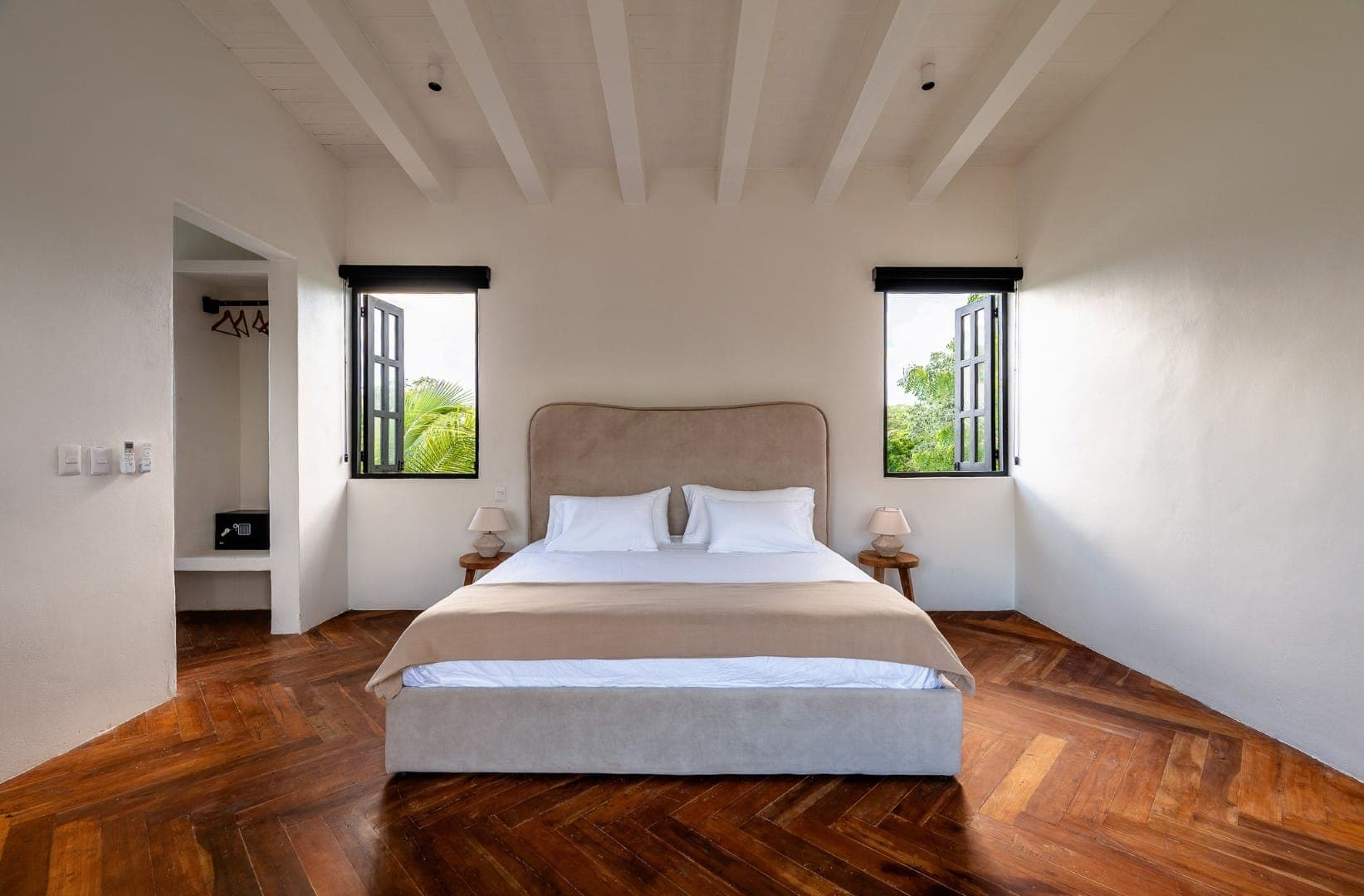 Rae’s Villa - Image 103