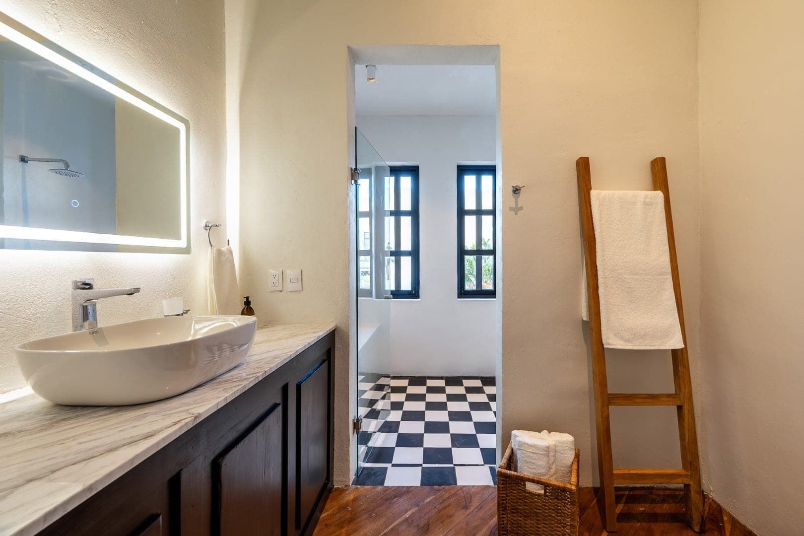 Rae’s Villa - Image 104