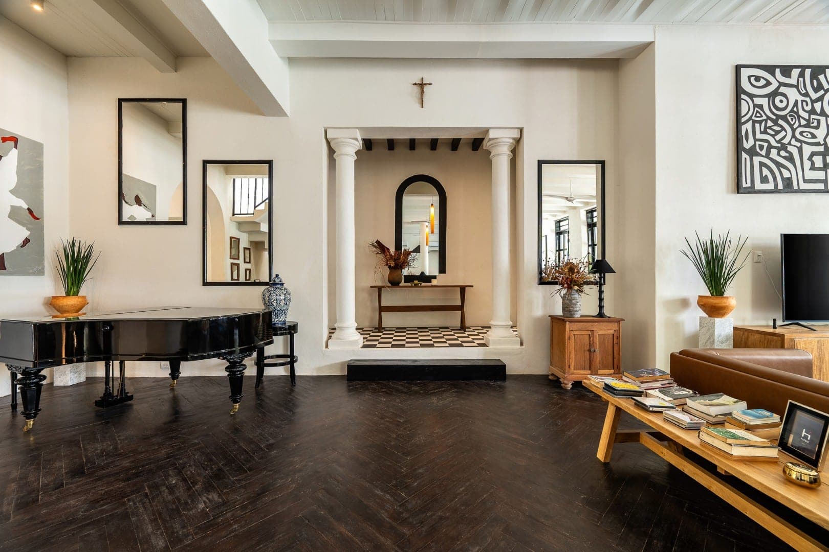 Rae’s Villa - Image 30