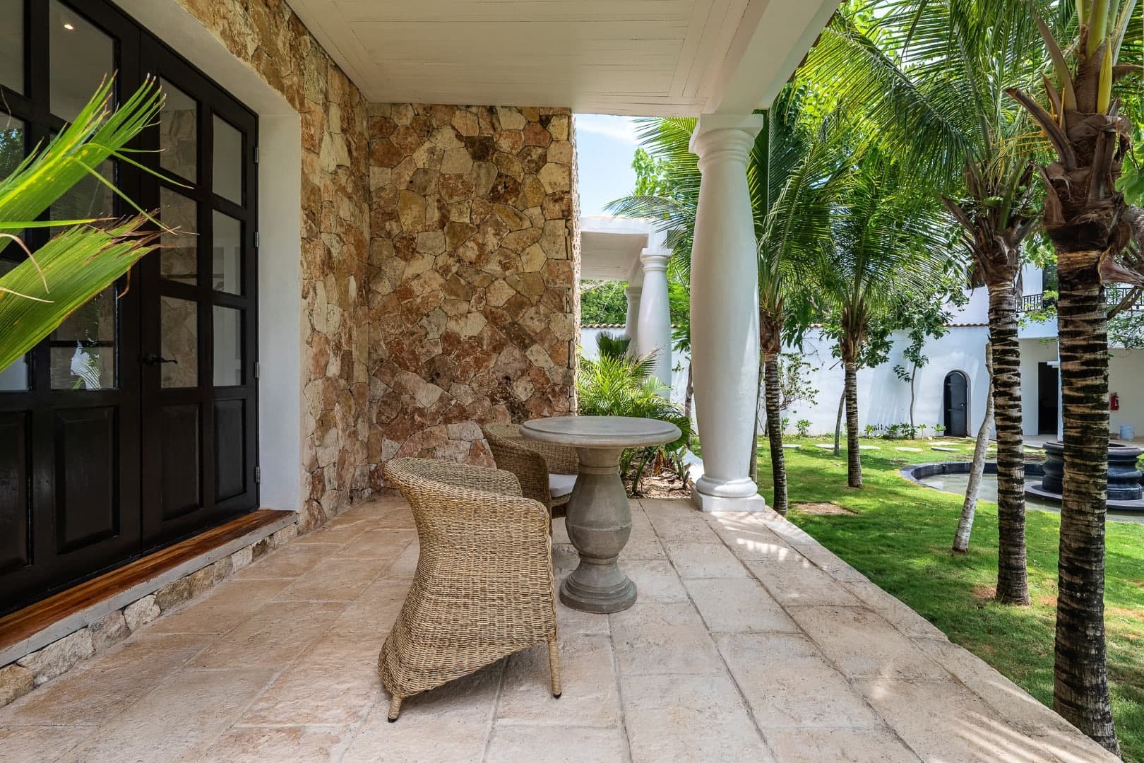 Rae’s Villa - Image 36