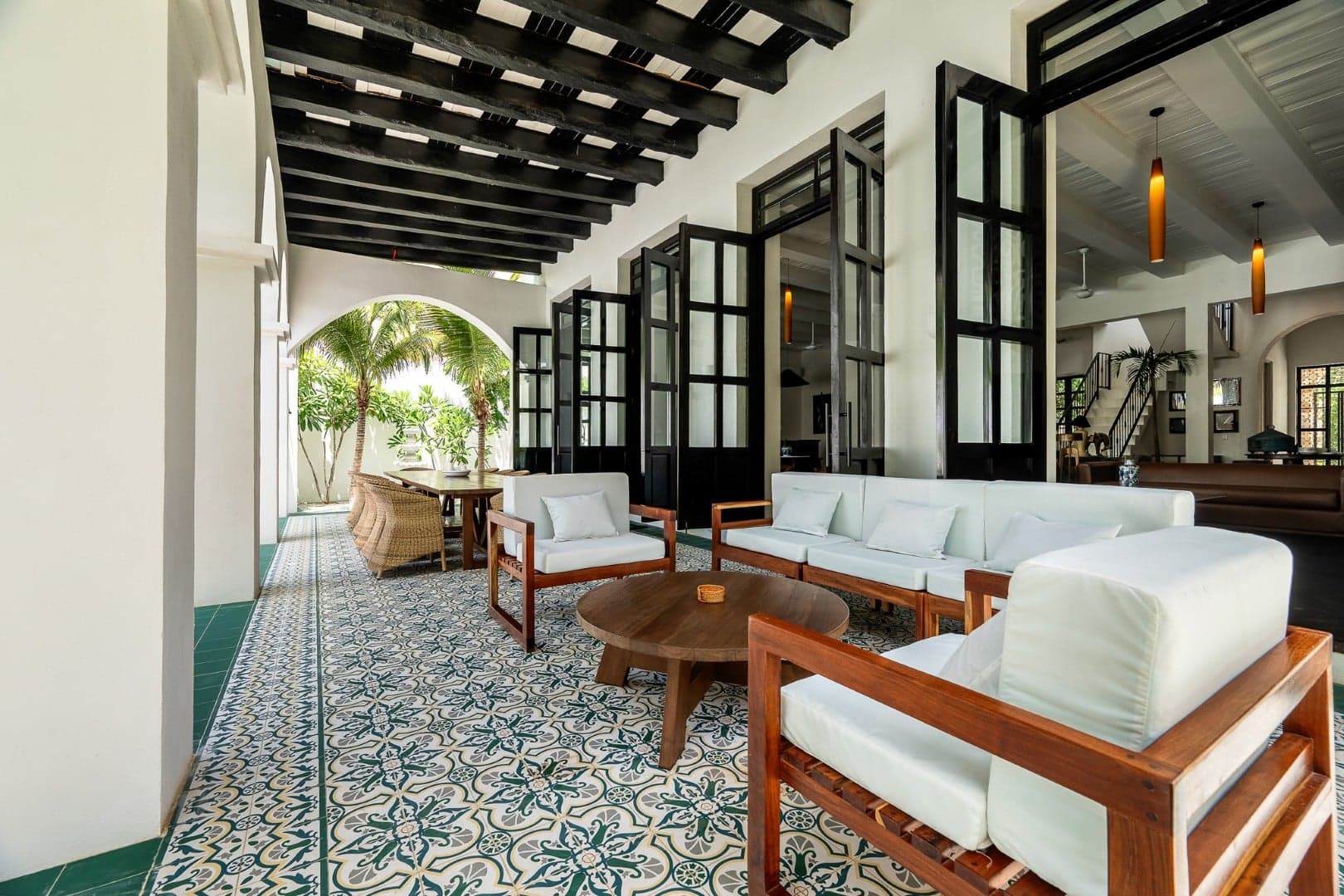 Rae’s Villa - Image 38