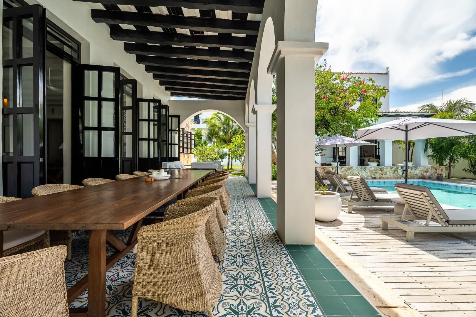 Rae’s Villa - Image 47