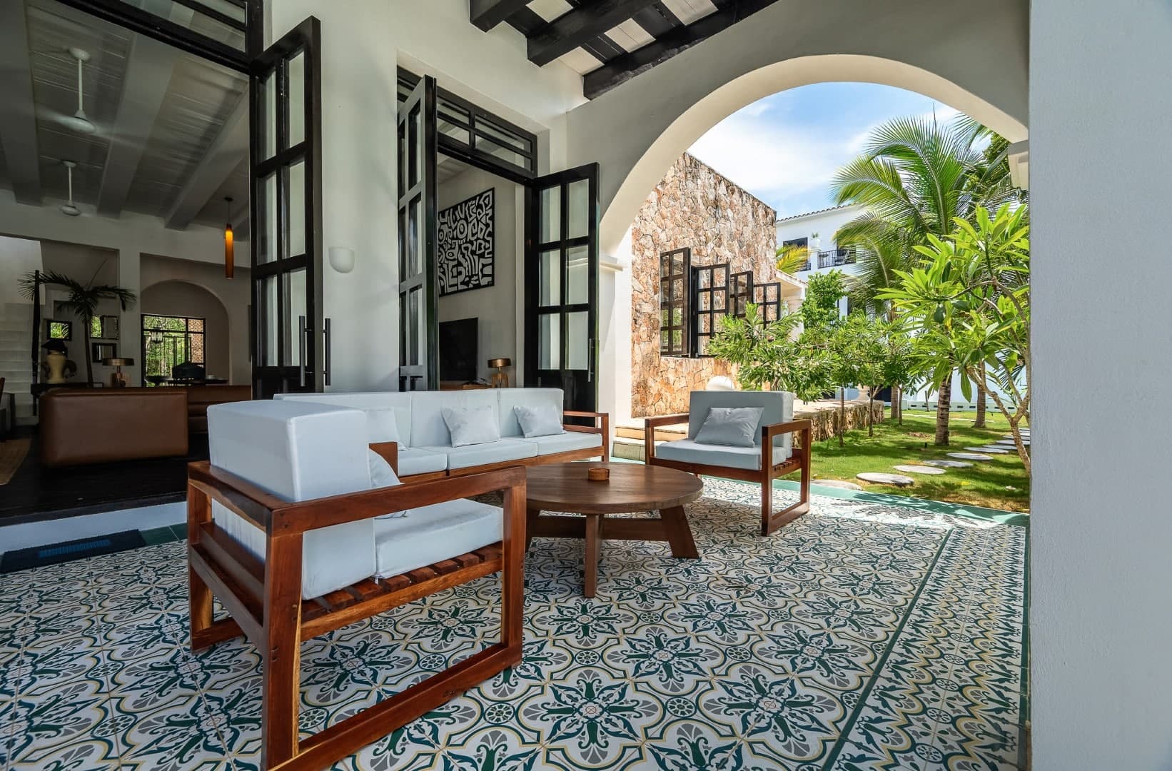 Rae’s Villa - Image 48