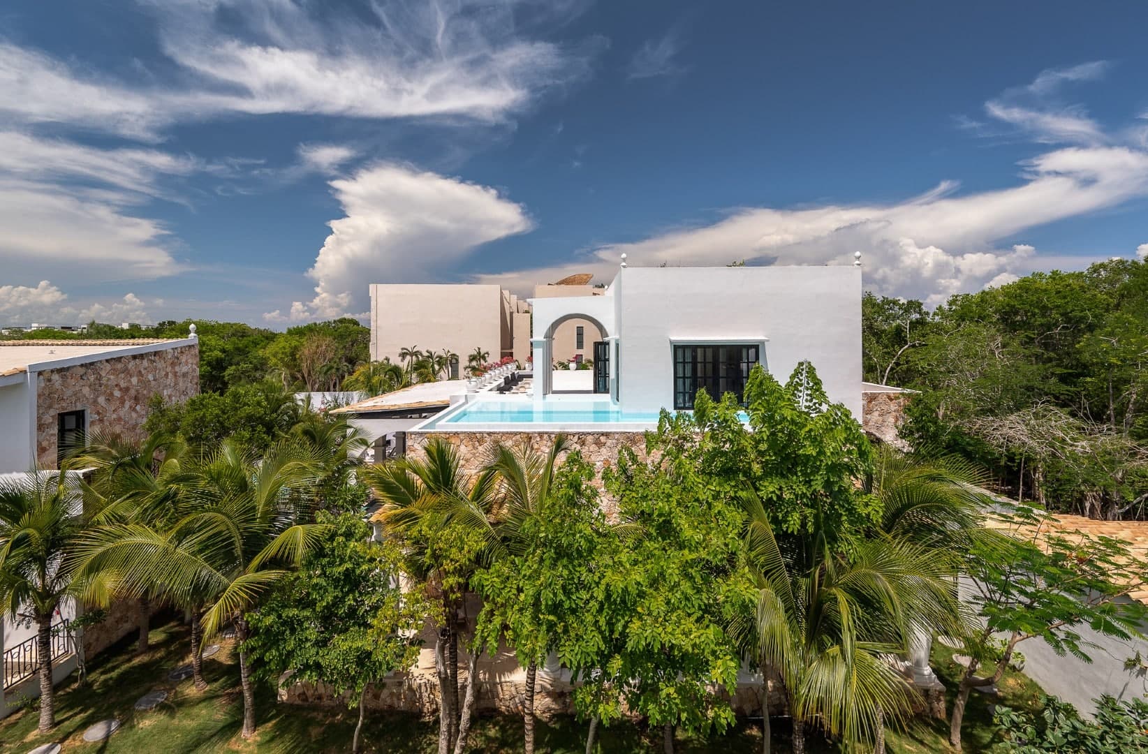 Rae’s Villa - Image 50