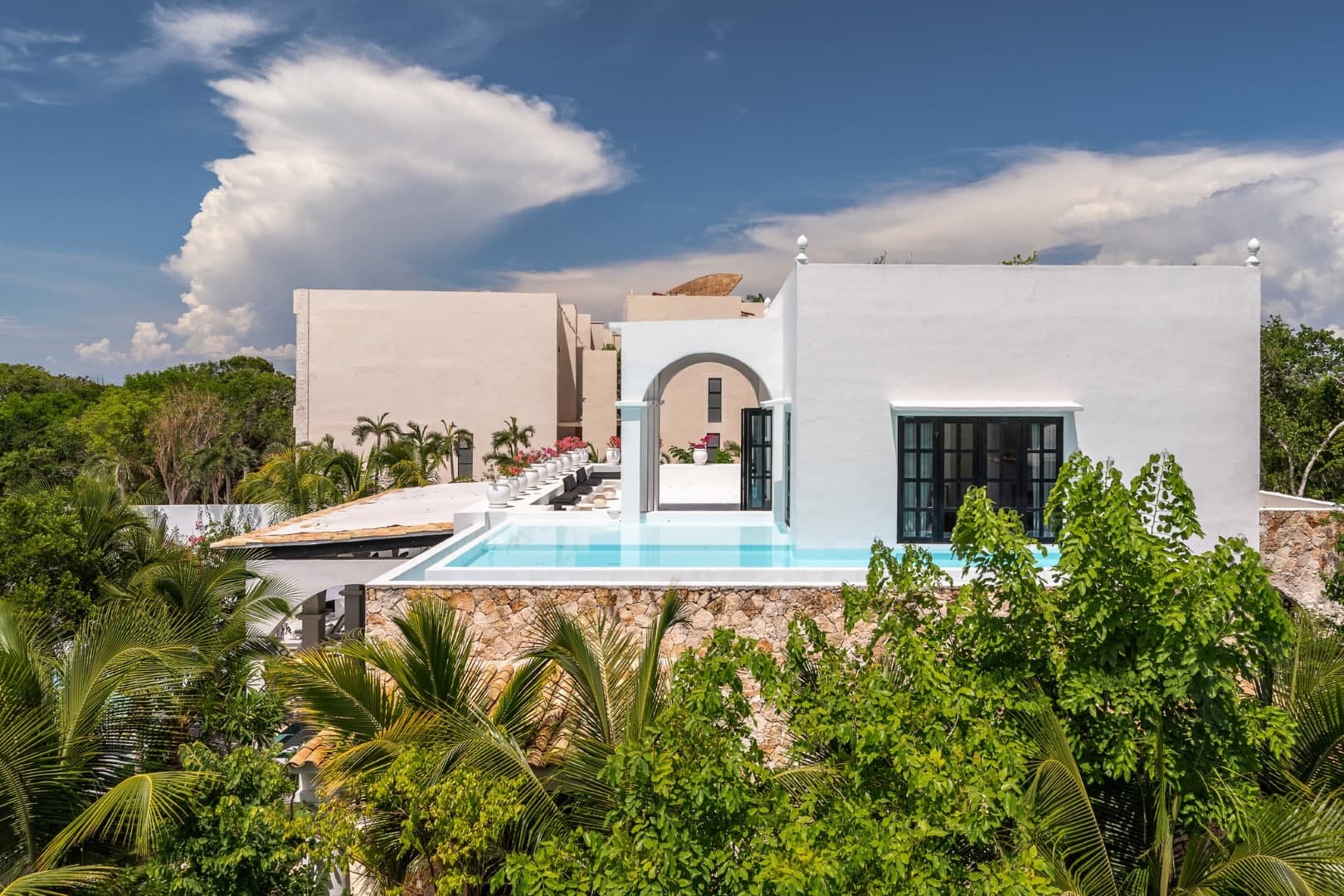 Rae’s Villa - Image 51