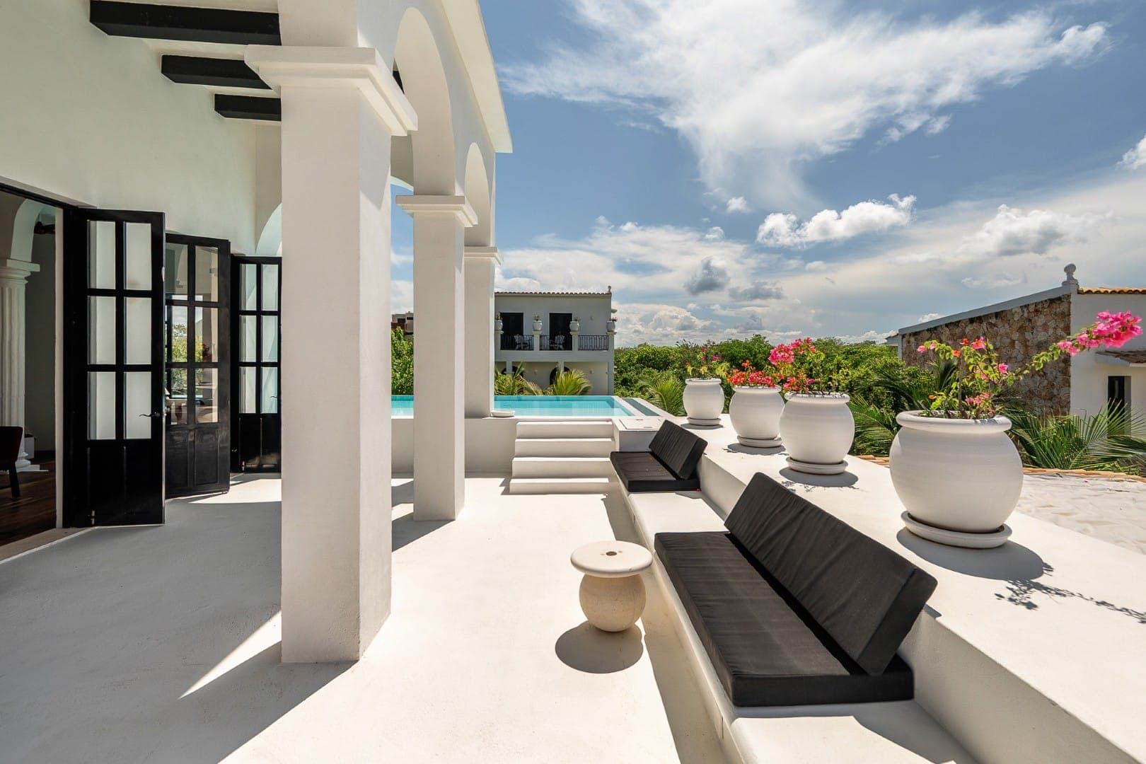 Rae’s Villa - Image 58