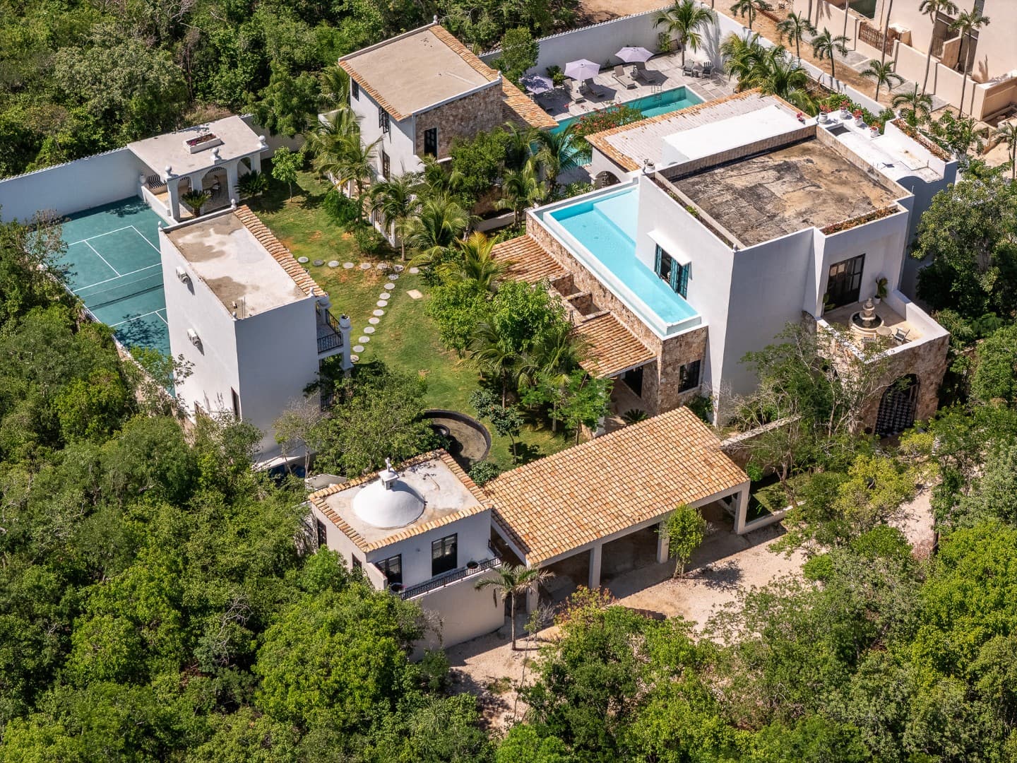 Rae’s Villa - Image 65