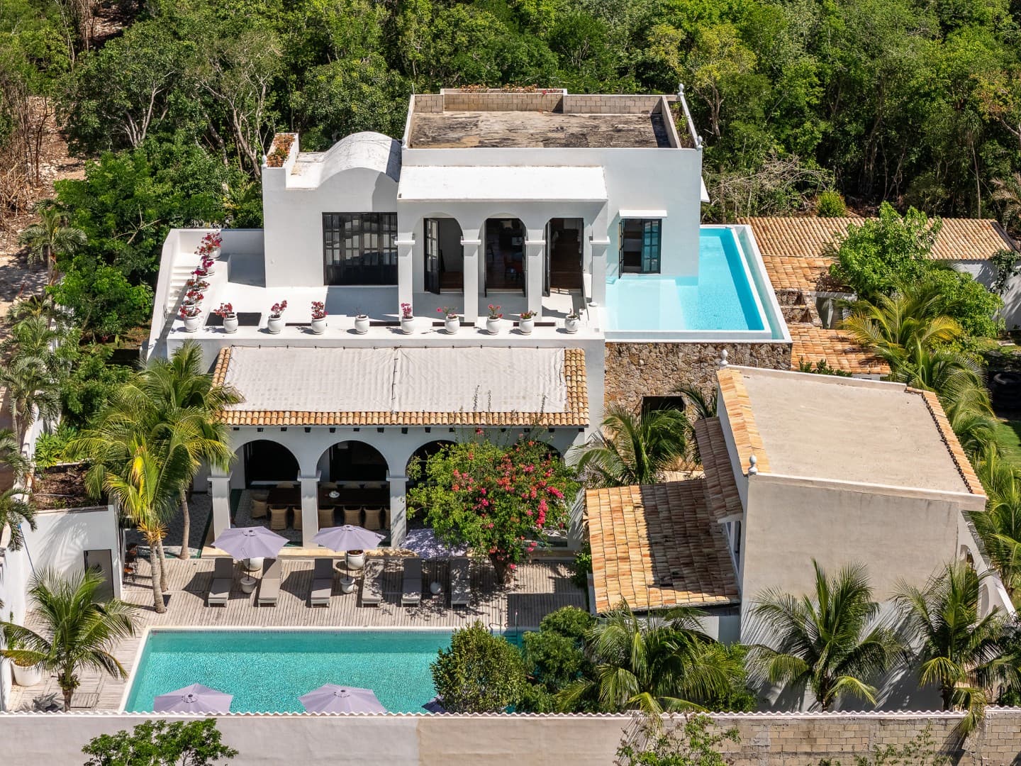 Rae’s Villa - Image 69