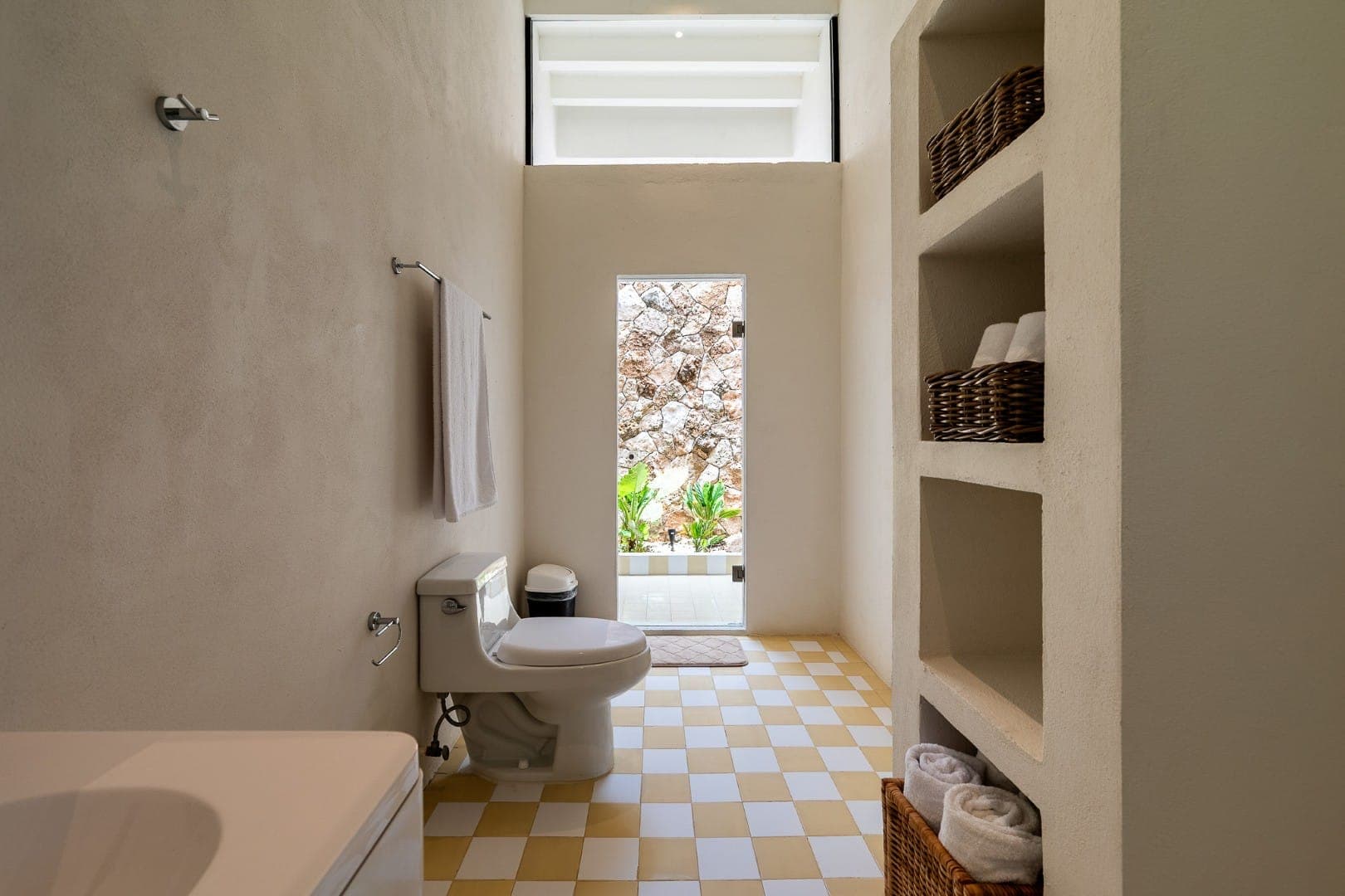 Rae’s Villa - Image 79