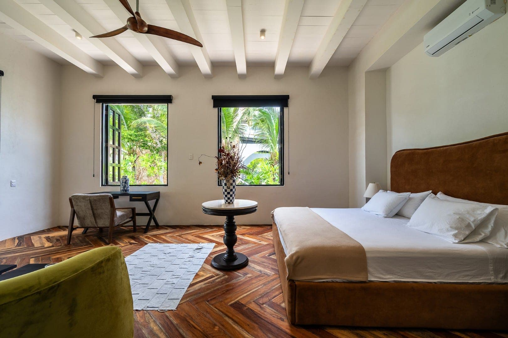 Rae’s Villa - Image 82