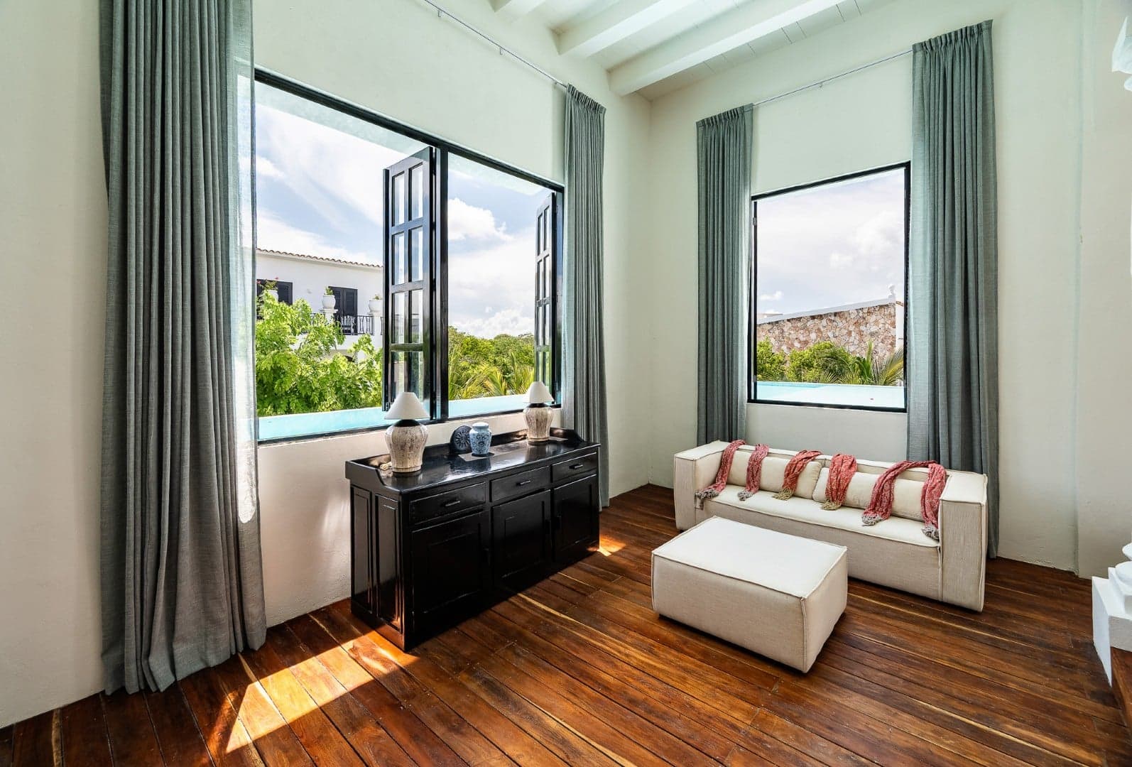 Rae’s Villa - Image 95