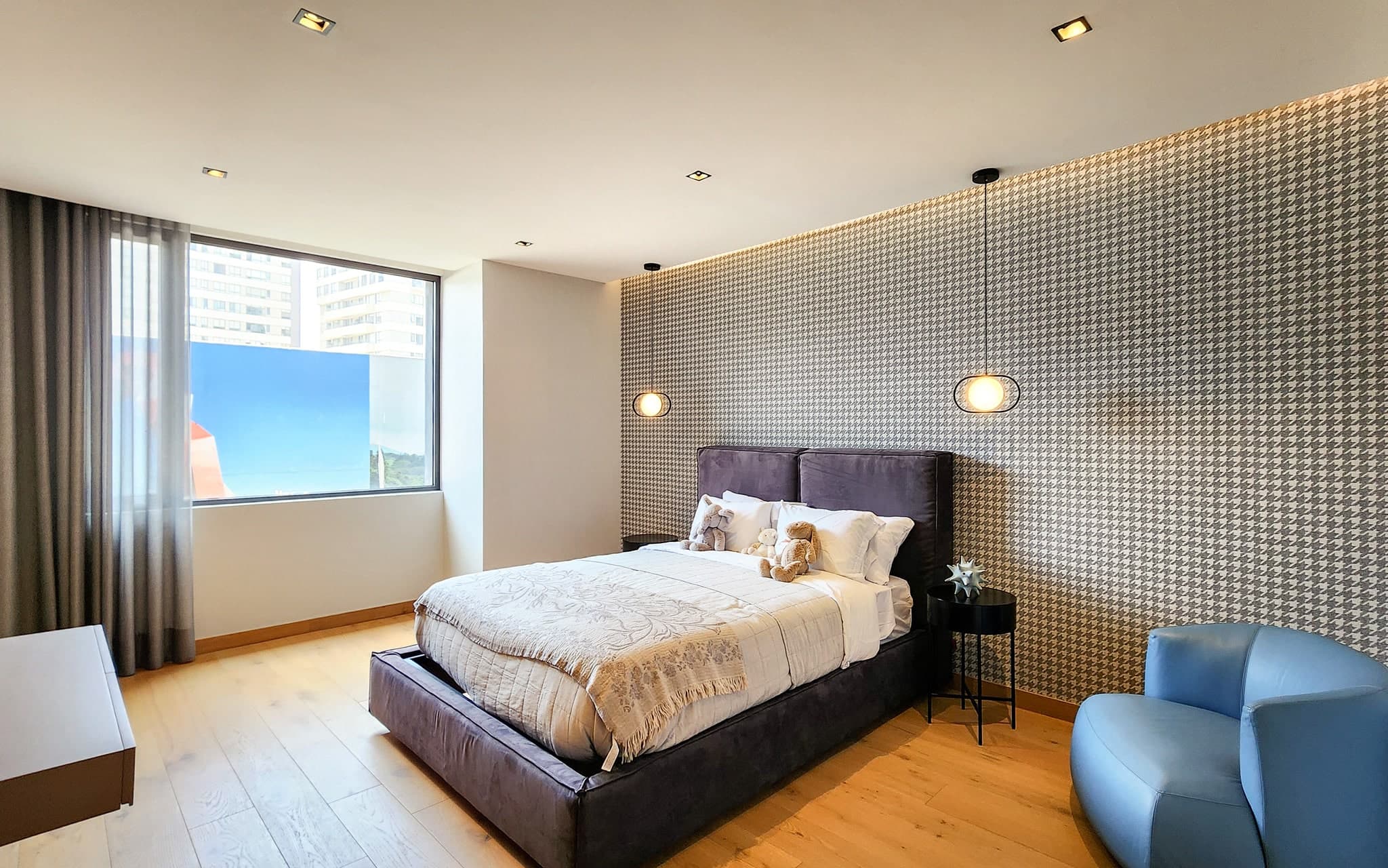 Sky View 3 Bedroom Condo - Image 16