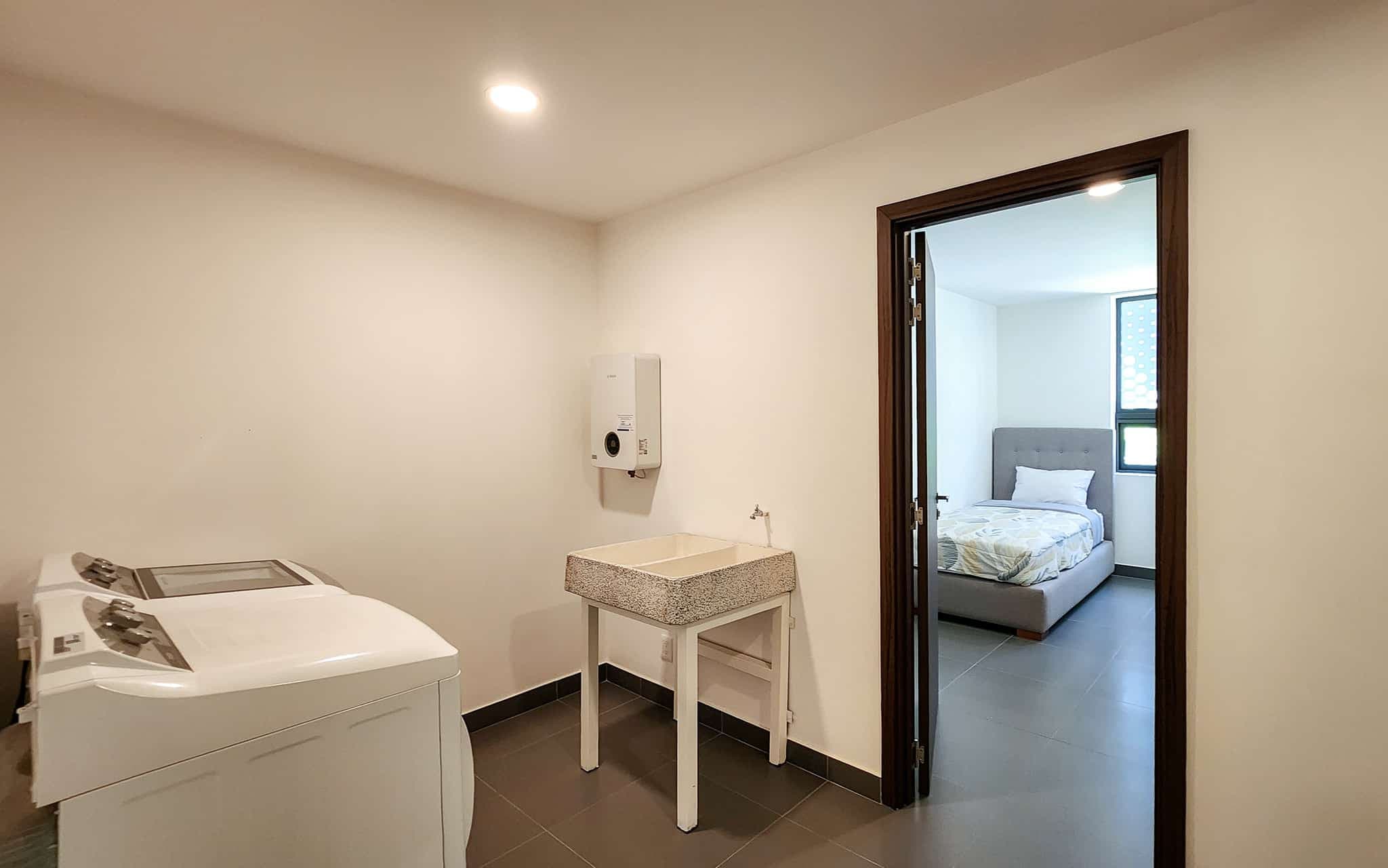 Sky View 3 Bedroom Condo - Image 24