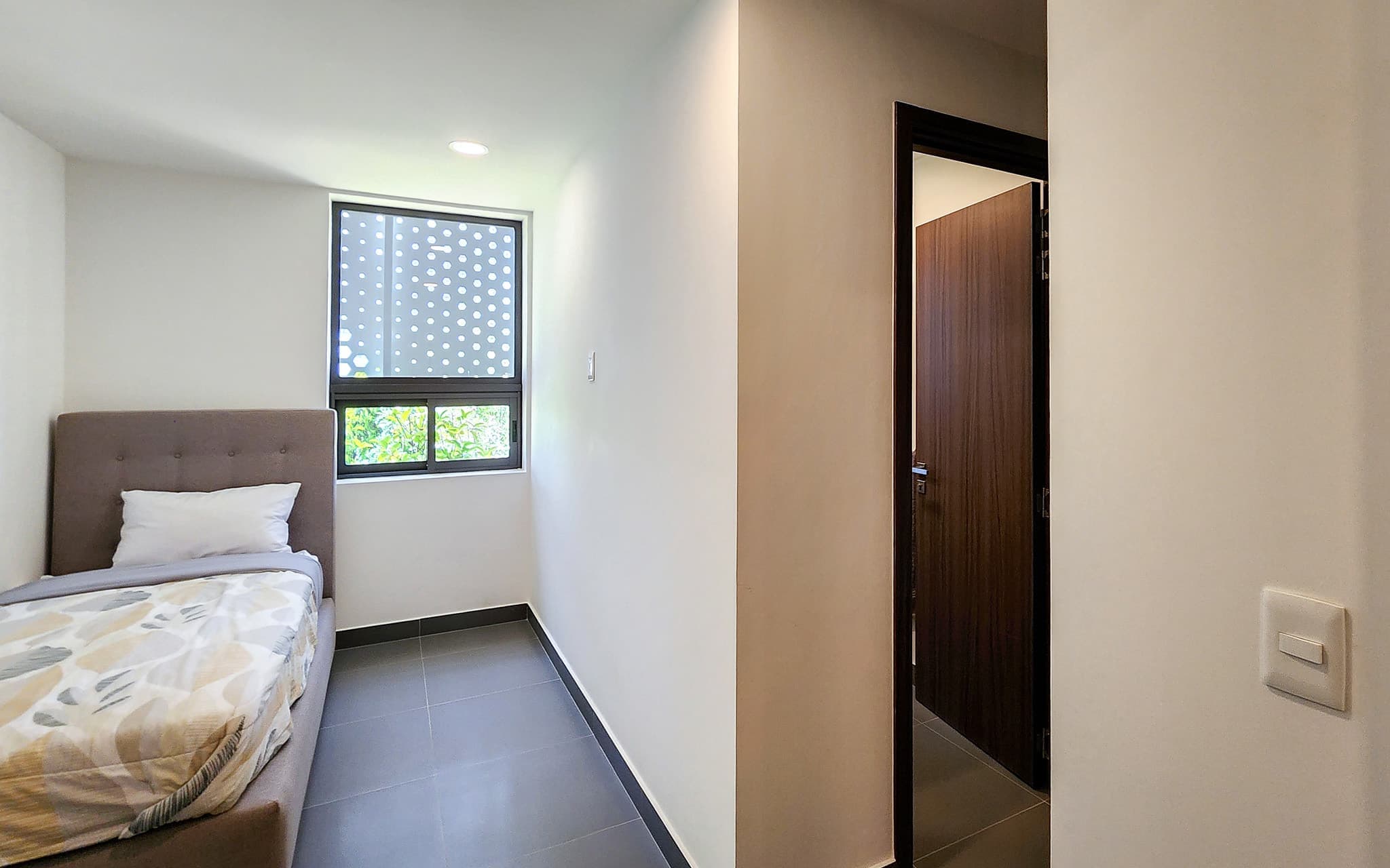 Sky View 3 Bedroom Condo - Image 25