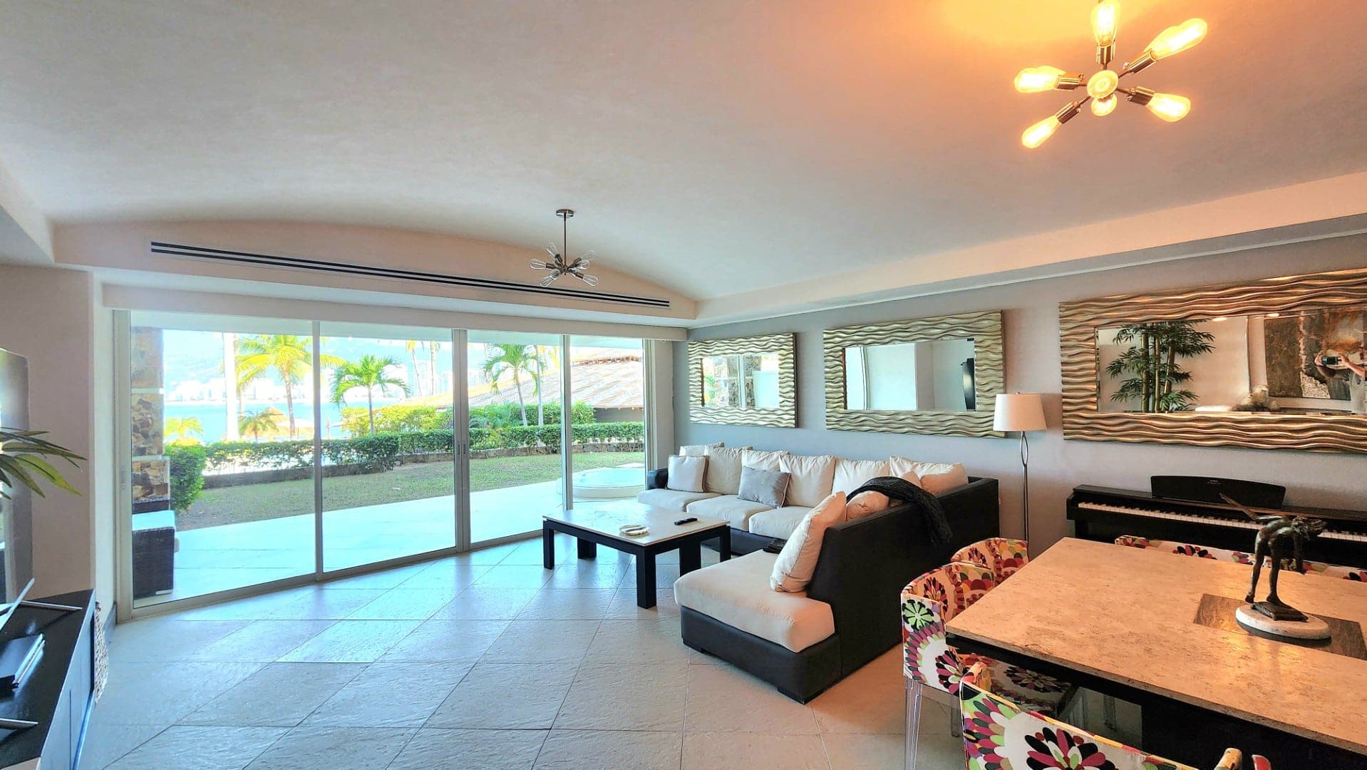 Villa Alejandra Garden 1000 - Image 1