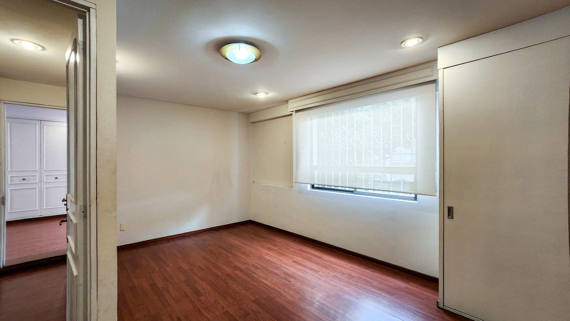 Milton 64 - Image 13