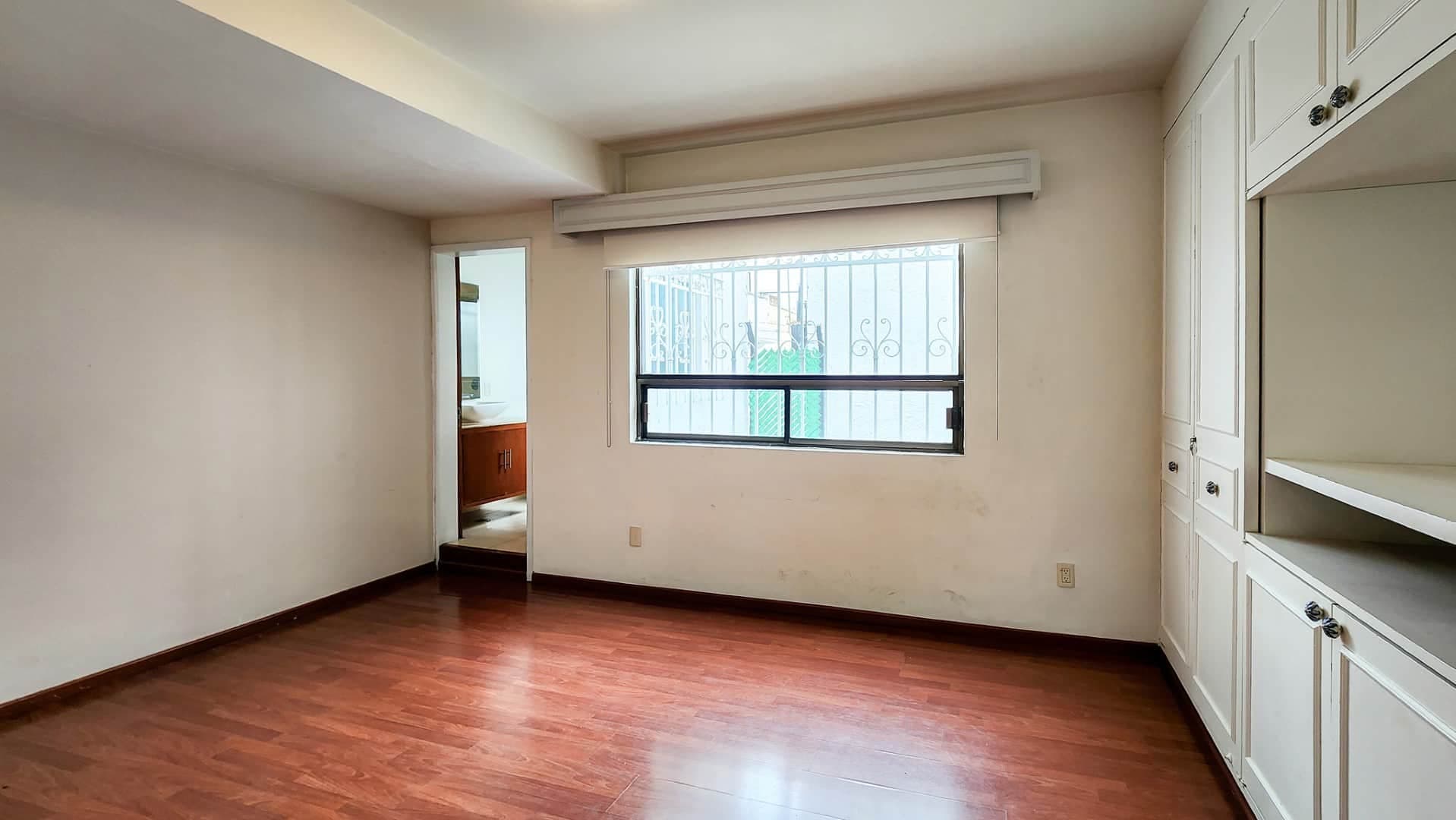 Milton 64 - Image 15