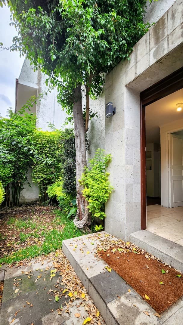 Milton 64 - Image 21