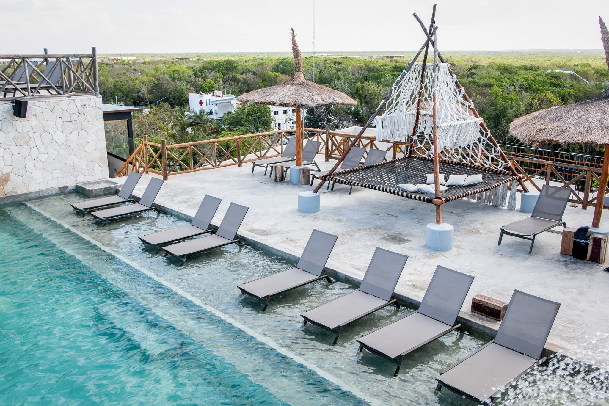 Tulum 95 Room Hotel - Image 11