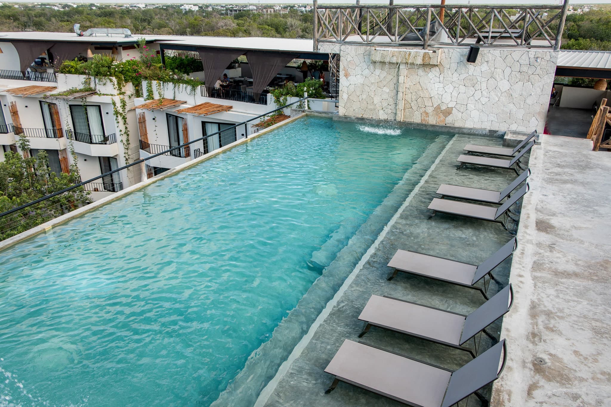 Tulum 95 Room Hotel - Image 12