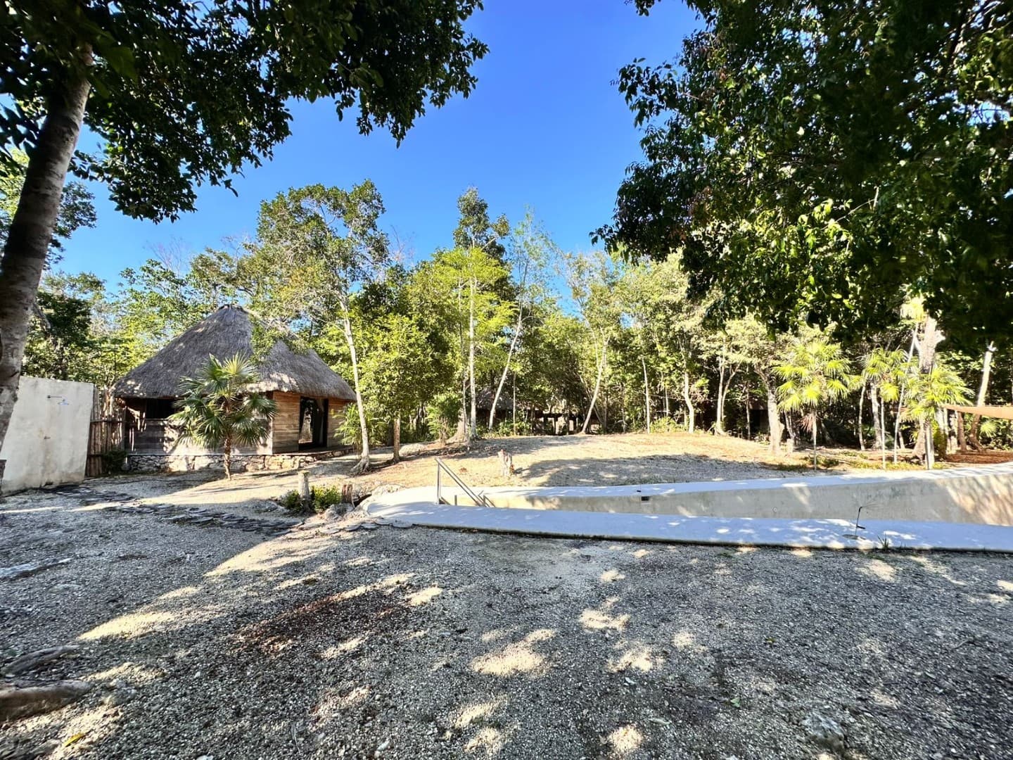 10 Cabin Jungle Retreat - Image 17